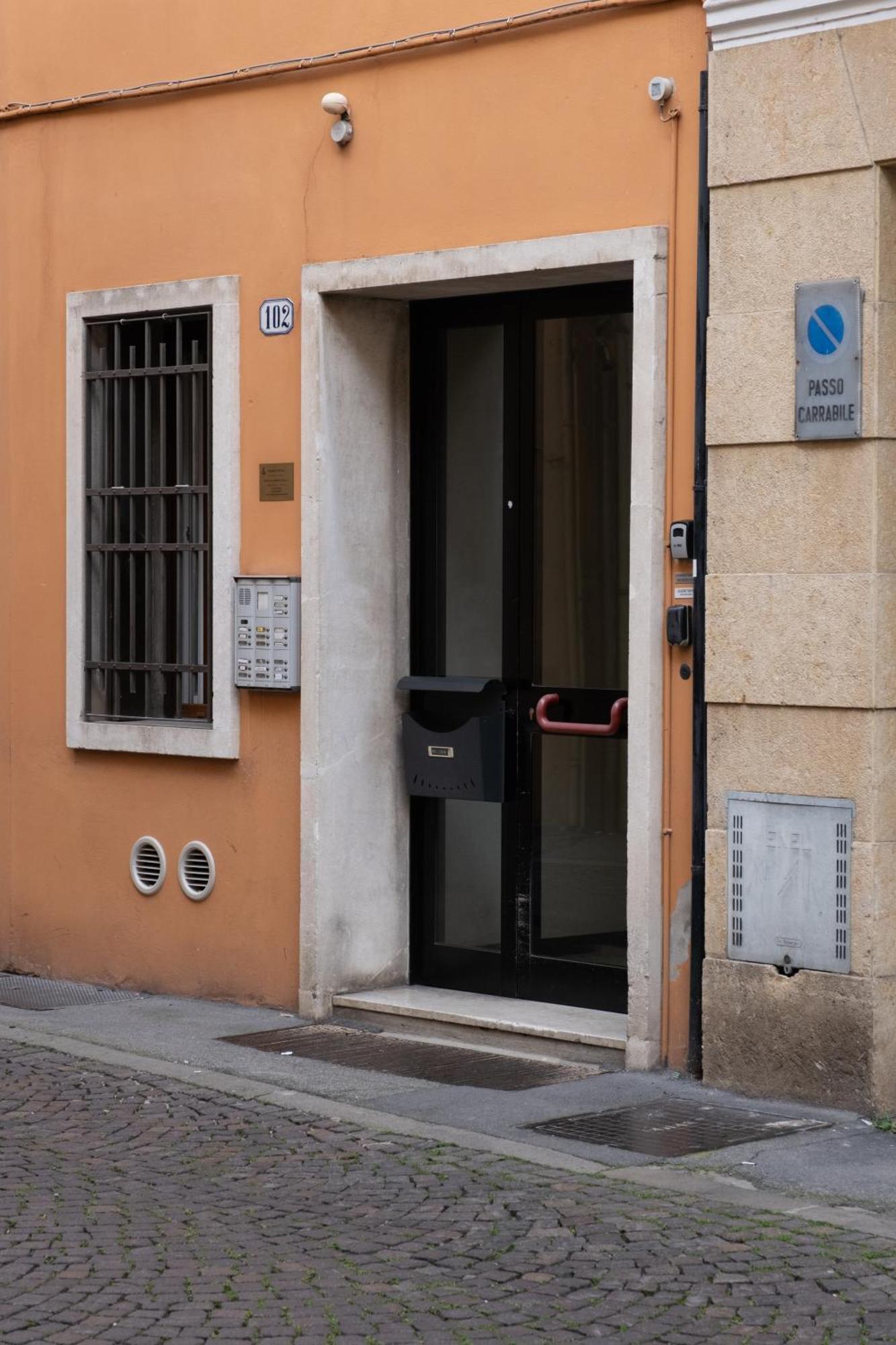 CentraleModerno Monolocale A 10 Passi Dal Centro Padova Ngoại thất bức ảnh